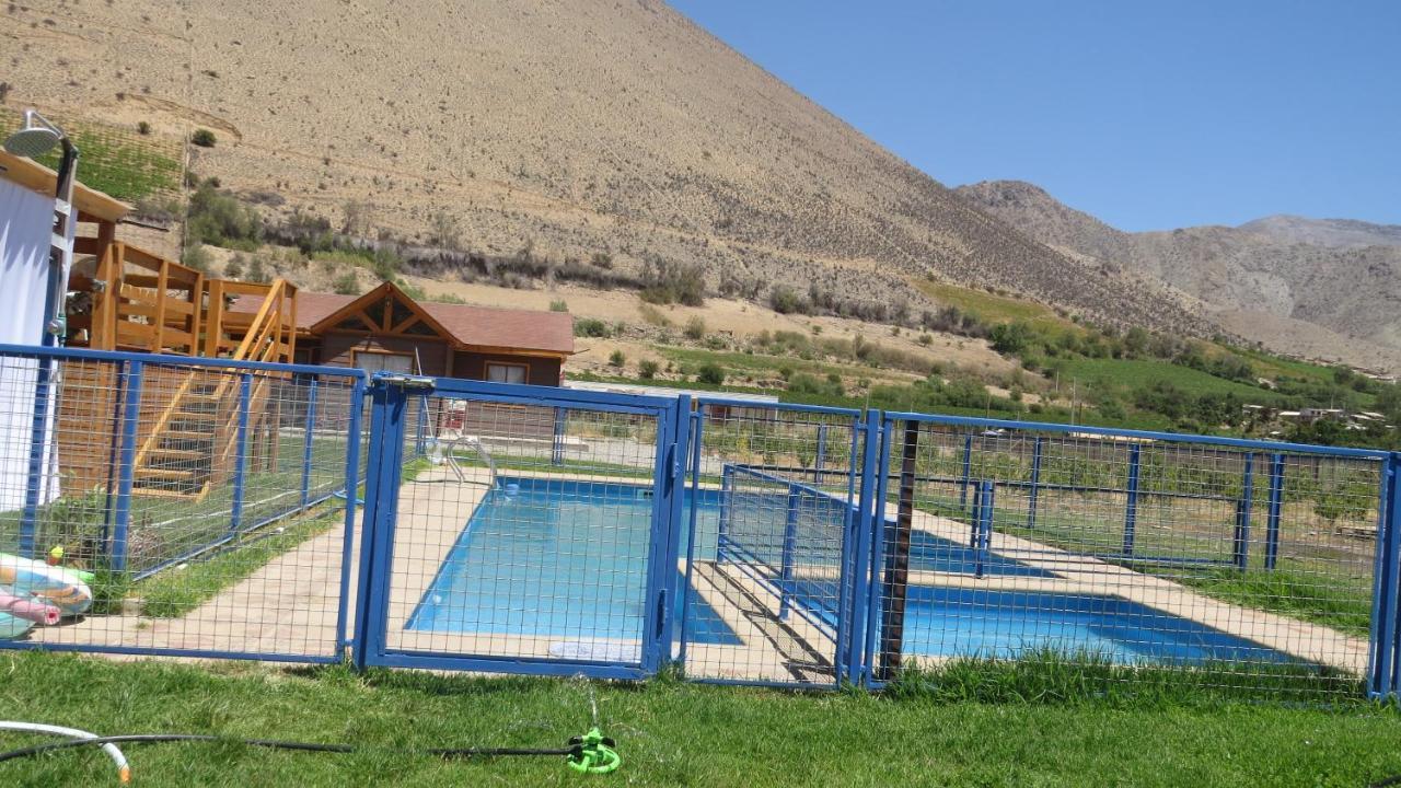 Cabanas Vicuna Cielo De Peralillo - Valle De Elqui エクステリア 写真