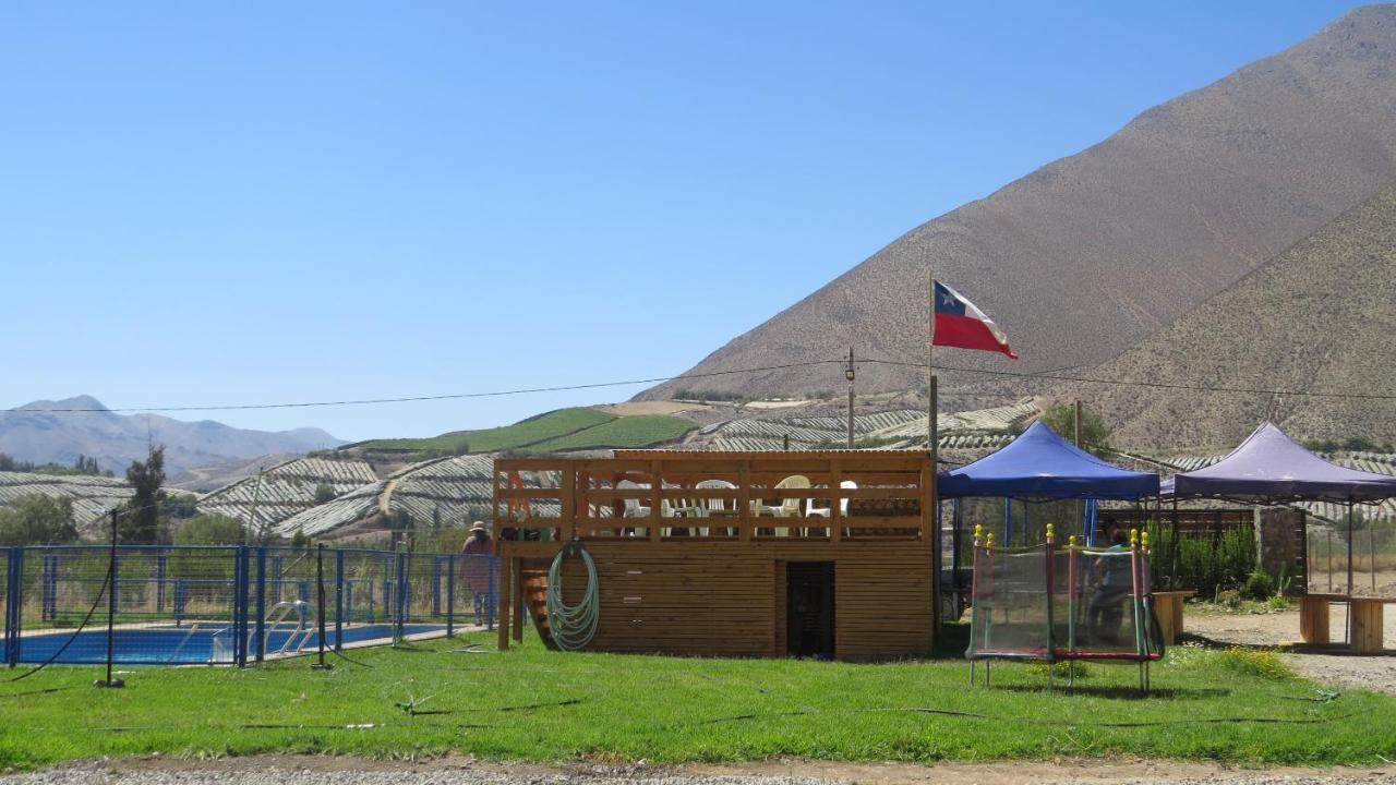 Cabanas Vicuna Cielo De Peralillo - Valle De Elqui エクステリア 写真